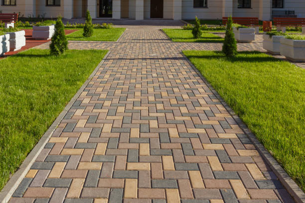 Best Driveway Pavers Installation  in Riverside, CT